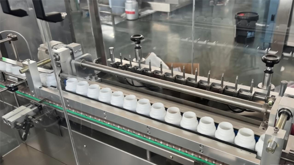 آلة عدد الكبسولات والأقراص الدوائية 2